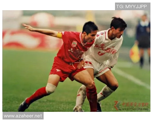 回顾日本足球辉煌历史昔日明星球员名单盘点与成就分析