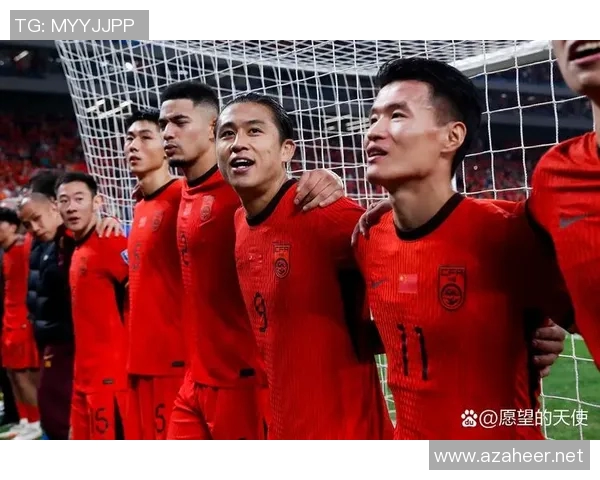 娱乐圈明星与足球明星的交集与碰撞探讨他们的生活与事业背后的故事 娱乐圈明星与足球明星的交集与碰撞探讨他们的生活与事业背后的故事