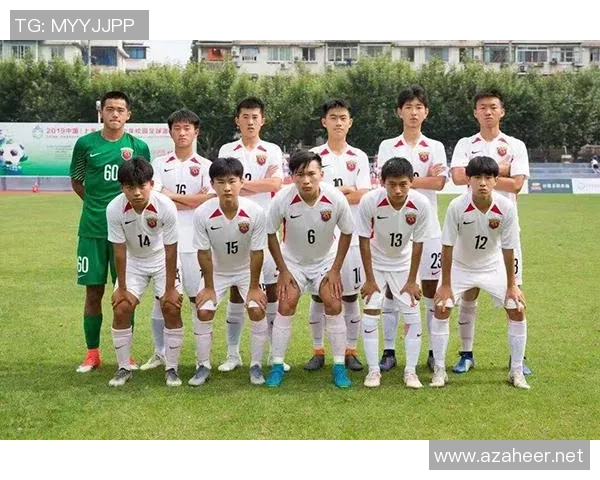 赛后分析：上海足球队与成都足球队的战术意识与表现对比探讨