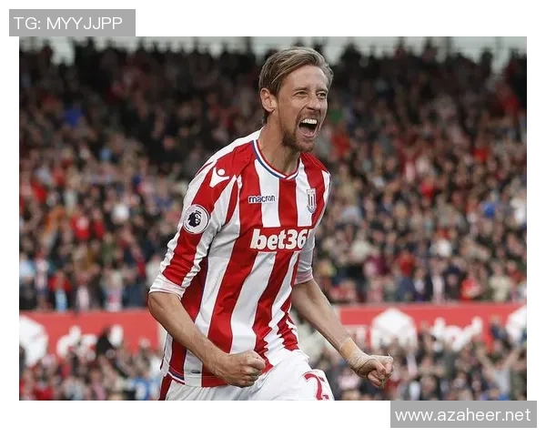 足球明星如同锋利之剑在绿茵场上挥舞展现技艺与荣耀 足球明星如同锋利之剑在绿茵场上挥舞展现技艺与荣耀