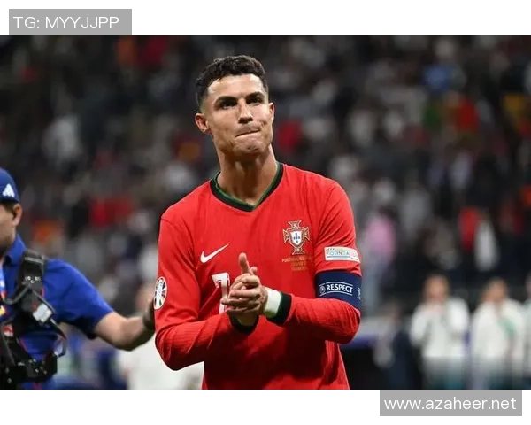 足球明星退役感人瞬间回顾与生涯辉煌成就的深情告别视频 足球明星退役感人瞬间回顾与生涯辉煌成就的深情告别视频