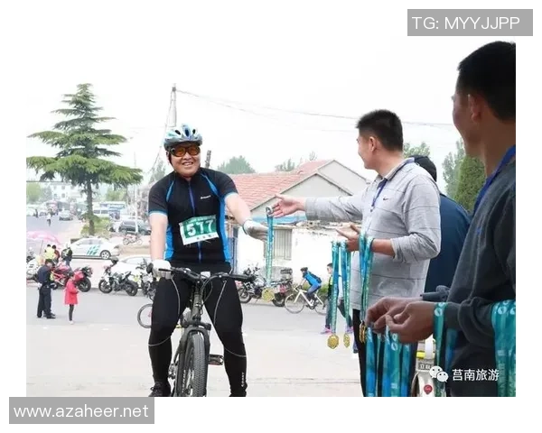重庆足球队的耐力揭秘:从训练到比赛的全景探索与分析 重庆足球队的耐力揭秘:从训练到比赛的全景探索与分析